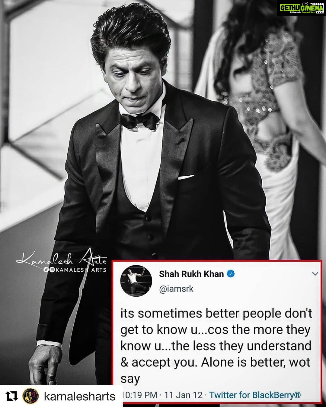 Payal Rohatgi Instagram - आप सब काफ़ी दिनों से पढ़ रहे है कि कैसे Anti लव जिहाद बिल को पास करने का प्रयास किया जाएगा गुजरात असेंबली के अंदर।आज इस बिल के ऊपर मैं कुछ अपनी राय रखना चाहती हूँ। मुझे लगता है कि लव जिहाद एक ग़लत प्रथा है एक प्रथा है जो समाज के अंदर महिला का दुरुपयोग करती है और इस गलत प्रथा को ख़त्म करना चाहिए। हमने देखा कि कैसे दहेज और बाल विवाह जो लोगों की धारणा थी कि वो सिर्फ़ सनातन धर्म से जुड़ी हुई है उसे ख़त्म करने के लिए सनातनी लोगों ने ख़ुद आवाज़ उठायी थी। तो आज मैं चाहती हूँ के मुस्लिम क़ौम के लोग भी आवाज़ उठाएँ इस ग़लत प्रथा के ख़िलाफ़ क्योंकि यह प्रथा ज़्यादातर मुस्लिम पुरुष इस्तेमाल करते हैं हिंदू लड़कियों के साथ shaadi करने के लिए और उनसे निकाह करने के बाद उन्हें गर्भवती बनाने के बाद उनको छोड़कर दूसरी लड़की के साथ संबंध फिर से बनाते हैं।यहाँ पर ये करने के लिए मुस्लिम पुरुषों को पैसे दिए जाते हैं उनके धार्मिक संस्था द्वारा जो Bharat के अंदर उस कौम की जनसंख्या को बढ़ाने के लिए ये सब करते हैं। अब मुझे लगता है कि ये पूरे क़ौम को बदनाम करने की साज़िश नहीं है परंतु इस कौम से जुड़े हुए इस ग़लत प्रथा को ख़त्म करने का प्रयास है। अगर एक मुस्लिम पुरुष अपनी व्यक्तिगत पह्चान को छुपाकर एक लड़की को फँसाता है तो ये एक गुनाह है। परंतु बहुत सारी जोड़ियां है जो अलग अलग धर्मों से होने के बावजूद एक दूसरे के साथ शादी का रिश्ता निभाते हैं और इसका उदाहरण है हमारे देश बालीवुड के अंदर #ShahrukhKhan और उनकी बीवी का रिश्ता जो इतने सालों से क़ायम है और उनके तीन बच्चे भी है। हर विवाह में उतार चढ़ाव होता है। हमने देखा कि कैसे #AmitabhBachchan और उनकी पत्नी का रिश्ता भी काफ़ी चर्चित रहा क्योंकि Amitabh जी का नाम काफ़ी महिलाओं के साथ जुड़ा उनकी जवानी में परंतु वो एक दूसरे के साथ रहे।अगर उनका divorce हो गया होता तो ये Love Jihad के लिए qualify नहीं होता। उसी तरह से अगर कभी भी Shahrukh Khan और Gauri Khan का रिश्ता ख़त्म हो जाता है तो वो भी LoveJihad के लिए qualify नहीं होता क्योंकि इन्होंने एक दूसरे से अपनी पह्चान नहीं छुपाई और इनका रिश्ता एक साधारण couple के रिश्ते की तरह नहीं चला अगर नहीं चलता है तो भविष्य में। यही कहना है सभी लोगों से कि #LoveJihad ke ऊपर अगर कोई bill पास होता है तो वो bill के अंदर कठिन और clear rules होने चाहिए जिस वजह से feminists इस bill का दुरुपयोग नहीं कर सके उन पुरुषों को निशाना बनाने के लिए जिनके साथ उनको निजी मतभेद है। ये एक कुप्रथा है 🙏