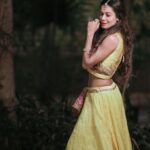 Payal Rohatgi Instagram - #Toolkit से मालूम पड़ गया के भाजपा के गुंडों ने गणतंत्र दिवस पर दंगे नहीं कराए जो लाल क़िले पर हमने देखें परंतु ये एक अंतरराष्ट्रीय साज़िश का नतीजा था क्योंकि पर्यावरण एक्टिविस्ट बच्ची #GretaThunberg के ट्वीट से ये अब पूरी दुनिया को मालूम पड़ गया कि भारत के अंदर दंगे कौन कराता रहा है किसान आन्दोलन के नाम पर ??? अगर इसके बावजूद भी भारत के पढ़े लिखे लोग leftist गैंग के narrative पर vishwas करते हैं तो ये उनकी गलती है क्योंकि Rihanna जो एक American popstar है उसको पैसे दिए गए थे किसान आंदोलन के ऊपर tweet करने ke लिए और ये ख़बर बोहोत सारे news portal ने अभी छापी है।अब यहाँ पर पूरा षड्यंत्र लोगों के सामने खुल रहा है जो लोग Modi विरोधी सोच ke कारण किसानों की आड़ में Bharath ke अंदर Modi सरकार के ख़िलाफ़ षडयंत्र रच रहे है। #Toolkit में स्पष्टता से लिखा गया है के 26 January को क्या करना था और और 14 February को क्या करना है और अब इसके आधार पर delhi police ने FIR दर्ज कराई है उन लोगों के ख़िलाफ़ जो इस टूलकिट के पीछे हैं । अगर Bharath के लेफ्टिस्ट gang अब Sachiin Tendulkar, Virat Kohli, Lata Mangeshkar जैसे महान लोगों के ख़िलाफ़ खड़े हो जाएंगे कक्योंकि इनको pornstar के tweet से सहमति है तो ये इनका मानसिक level दिखाता है। Congress ने भी January के शुरुआत में tweet किया था कि कैसे ये तीन किसान bill अब औरतों ke लिए भी फ़ायदे जनक नहीं है क्योंकि औरतों को इन kisaan bill से नुक़सान होने wala है।ऐसा इन्होंने tweet kiya था महिला अधिकार दिवस पर दिखाता है कि कांग्रिस जो एक samay इस bill के समर्थक थे जब उनकी Sarkar थी वो आज इस bill के ख़िलाफ़ है क्योंकि मोदीजी के Sarkar ke नेतृत्व में ये bill pass हुआ। #PayalRohatgi