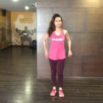 Payal Rohatgi Instagram - अभी तक तो भारत के DUFFERS को समझ आ gaya होगा के Farmers Bill तो सालो के आंदोलन का नतीजा है, MSP ke ख़िलाफ़ लड़ाई की Jeet है, और ये Jeet को ये ऐतिहासिक moment को देशद्रोही ग़लत narrative से बदलना चाहते थे। मगर केन्द्रीय सरकार के मंत्रियों ने Farmers Bill के ऊपर public domain में information रखकर सबकी बोलती बंद कर दी। बाक़ी जितने भी मेरे genuine subscribers हैं जिन्होंने Madhu जी की interview सुनी jo मैंने ली तो उन्हें एक सरल भाषा में समज पड़ा होगा के कैसे किसानों के ये 3 क़ानून उनके हित ke क़ानून है और यही क़ानून किसान और उनके पूर्वज साल से Sarkar से माँग रहे थे। जो आज पूरे हो गए परंतु Left gang ke andhbhakt को शायद अब भी समझ नहीं आया। कोई #Kaushik Basu का tweet Leftists share कर रहे हैं jo पूर्व economist है शायद world bank का 😹 ऐसा उसके profile पर हम देखते हैं 😉। मगर इतने महीने के बाद WHO के chief की बात ग़लत लग रही है तो कैसे ख़ाली एक पूर्व title की वजह से Kaushik जी की बात को हम मानले और ना कि हमारे आदरणीय प्रधानमंत्री की ??? मगर leftists andhbhakt है और Kaushik जी का tweet promote करके अपनी andhbhakti दिखा रहे है 😂 ये कहकर बात करते हैं GDP की क्यूँ की GDP ke ऊपर बहुत discussion करते हैं ये leftists।GDP का full form है gross domestic product और ये हर desh की सालाना निकाली जाती है उनके products के भाव के अनुसार।देश की इकोनॉमिक performance बताती हे GDP तो मैं सिर्फ़ इतना जानना चाहती हूँ कि अगर हमारे देश की GDP negative है, economy बैठी हुई है तो फिर stock market कैसे बढ़ रहा है ???? पूरा 2020 stock market बढ़ा ही तब जब लोग कह रहे थे ke GDP negative है, economy ही ख़राब है 🤔 ये एक साधारण सा सवाल है देश के इंटेलेक्चुअल एनालिस्ट लोगों से कि कैसे भारत एक ऐसा देश है जिसका GDP negative है, economy ख़राब है मगर उसका stock market बढ़ रहा है ???? #payalrohatgi