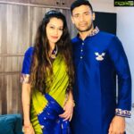 Payal Rohatgi Instagram - आज का मुद्दा है उन लोगों के लिए जो कहते हैं कि क़ानून समान है सभी के लिए। क्यूँकि हमें समझ नहीं पड़ा कि कैसे दो औरतें जो drugs के सेवन के लिए jail गयी #RheaChakravarthy और #BhartiSingh दोनो के jail time में फ़र्क़ था ??? Rhea एक महीने तक jail में थी क्यूँकि drug trafficking का आरोप साबित नहीं हुआ उस पर मगर bharti को तो bail २ दिन में मिल गई। बड़ा public platform पर observe करने वाला fact। अब कुछ लोग बोलते हैं मुझे कि मेरा YouTube subscriber कम कोई #algorithmchange की वजह से हो रहा है। जिसकी वजह से fake subscribers भाग रहे हैं 🤪 यह fake subscribers सुशांत मामले पर जब से मैं बोलने लगी तब से मेरेको follow कर रहे थे 🤨 मगर मैंने उन्हें पैसे देकर बोला नहीं follow करने के लिए 🤣 और बहुत सारे YouTube के accounts हैं जो जानबूच कर fake speculation फेला रहे हैं और उनके fake subscribers बड़ रहे हैं 🤣🤣🤣 कोई तो important बंदा है यह #algorithmchange के फ़ंडे में क्यूँकि बहुत सारे YouTube channels जो सुशांत के ऊपर बोल रहे थे इन सबके subscribers बड़ रहे थे तो अब उनके channel से यह fake वाले क्यूँ नहीं भाग रहे ??? यह पायल के verified channel पर ही हो रहा है 🤣 ठीक है जो हो रहा है public में हो रहा है तो इतना कहना है कि सुशांत की मौत से सबसे ज़्यादा फ़ायदा भाजपा को हुआ क्यूँकि उन्होंने Bihar elections जीती 😹 मैंने क्या पाया? मैंने तो verified Twitter खोया और यह अब जो computer motivated subscriber भागने का algorithm किसिने लगाया है वो तो सोने पे सुहागा है 🤣🤣 सच सुनने की षमता सब में होनी चाहिए 🙏