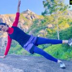 Payal Rohatgi Instagram - जब से मैंने #BhartiSingh पर video बनाया मेरी #MainHoonSeries में तब से trolls ने मेरे ऊपर आरोप लगाया कि मैं Bharti के शरीर के ऊपर personal comments कर रही हूँ 😂 तो इनको इतना कहना है कि मैं Bharti Singh बनकर खुद का मज़ाक़ उड़ा रही थी क्यूँकि Bharti भी यह ड्रामा करती है अपने comedy show में TRP के लिए। अगर body shaming के ऊपर चर्चा करनी है तो discuss करो #KapilSharma का tweet जहां वो एक troll के उँगली मार उस पर drugs का सेवन का आरोप लगाया तो वो इतना उत्तेजित हुआ कि troll के मोटापे पर lecture देने लगा 🤣 मगर उसे कोई मेरा hater lecture नहीं देगा क्यूँकि trolls भी नक़ली ड्रामा करते हैं किसि के इशारों पर 🙏 #payalrohatgi Mount Abu Wildlife Sanctuary