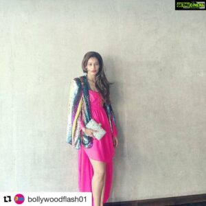 Payal Rohatgi Instagram - देखिए जो लोग #LoveJihad को मज़ाक़ समझते हैं उन्हें आँकडें देखने चाहिए क्यूँकि कोई wrong facts नहीं रख सकता public domain में आज की तारीक में। अगर crime हो रहा है हिन्दु बेटीओ के साथ तो हो रहा है। हमें भारत की बेटीओ को बचाना चाहिए। Feminists यहाँ पर educated और uneducated होने की बार नहीं है, यहाँ पर crime की मानसिकता से लड़की को झूट बोलकर उसकी ज़िंदगी ख़राब करने का षडियंतर बनाया जा रहा है। अगर ऐसा ड्रामा करना है inter faith marriages का तो फिर मुस्लिम लड़का क्यूँ नहीं हिन्दु बनता प्यार के आड़ में ?? क्यूँ नहीं मुस्लिम लड़की हिन्दु लड़के से शादी करती और अपना धर्म परिवर्तन करती ??? हर वक्त एक तरफ़ा क्यूँ conversion होता है interfaith marriages में ??? UP के साथ Haryana और MP में भी यह क़ानून जल्द आए इसकी हम आशा करते हैं क्यूँकि सबका साथ, सबका विकास का मतलब हिन्दु लड़कियों का बलिदान नहीं 🙏 #Repost @bollywoodflash01 with @get_repost ・・・ @payalrohatgi @ashimasharma_official