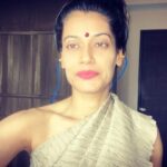 Payal Rohatgi Instagram - #saalmubarak 🙏 @bodhitreejaipur_official #payalrohatgi