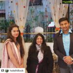 Payal Rohatgi Instagram - #LuckyAli जो एक अच्छे singer हैं उनका एक video viral हुआ social media पर जहाँ वो फिर से पुराना गाना #OSanam गा रहे थे। मगर इस viral video में उन्होंने अपने धर्म की टोपी पहनी हुई थी जो ok हैं।क्यूँकि हूँ हिन्दु किसी को रोकते नहीं अपना धर्म मानने से। Feminists और Liberals ने भी बहुत प्रशंसा की #LuckyAli के look की। मेरा एक ही सवाल है उनसे कि अगर हिन्दु singer #SonuNigam ने केसर टिका लगाकर और रुद्राक्ष पहनकर कोई famous गाना गाया होता तो क्या उसे feminists ऐसे ही सर पर बैठाते ??? उनका एक तरफ़ा प्यार ठीक मगर उनका communal होने का आरोप कितना ठीक ?? #Repost @hotelhillock with @get_repost ・・・ The Bold and the beautiful Payal Rohatgi@Hillock Hotel!!#mountabu #hotelhillock #rajsthan #rajasthantourism #resort #luxuryhotels #traveldiaries #travel #mountabudiaries