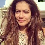 Payal Rohatgi Instagram - #ArnabGoswami की bail अभी तक नहीं हुई है और यह बहुत शर्मनाक है क्यूँकि high court कह रहा है sessions court देगी और sessionscourt का अभी तक कोई फ़ैसला नहीं हुआ। Modi जी अगर Arnab कोई मुस्लिम होता या फिर कोई आपका non-supporter होता तो आप शायद उसके लिए आवाज़ उठाते परंतु वह आपका समर्थक है तो उसे आप नहीं बचाएँगे ??? यह ग़लत है क्यूँकि सबका साथ और सबका विकास का मतलब समर्थकों को भी उतनी सुरक्षा मिलनी जितनी एक non-समर्थक को। बॉलीवुड का सच तो सबको पता चल गया है कि कितना drugs का सेवन करते हैं यह लोग। Firoz Nadiadwala के यहाँ raid पढ़ना और फिर Arjun Rampal के यहाँ raid दिखाती है कि कितना अंदर तक drugs का सेवन होता है। यह drugs के सेवन की छुपाने के लिए सुशांत की मौत जो आत्माहत्या कहकर छुपाया जा रहा था। Disha की मौत की भी छुपाया जा रहा था। Arnab ने इन सब पर आवाज़ उठाई तो अब उसके साथ यह सब हो रहा है। ग़लत है मोदी जी 🙏 #payalrohatgi Hotel Hilltone