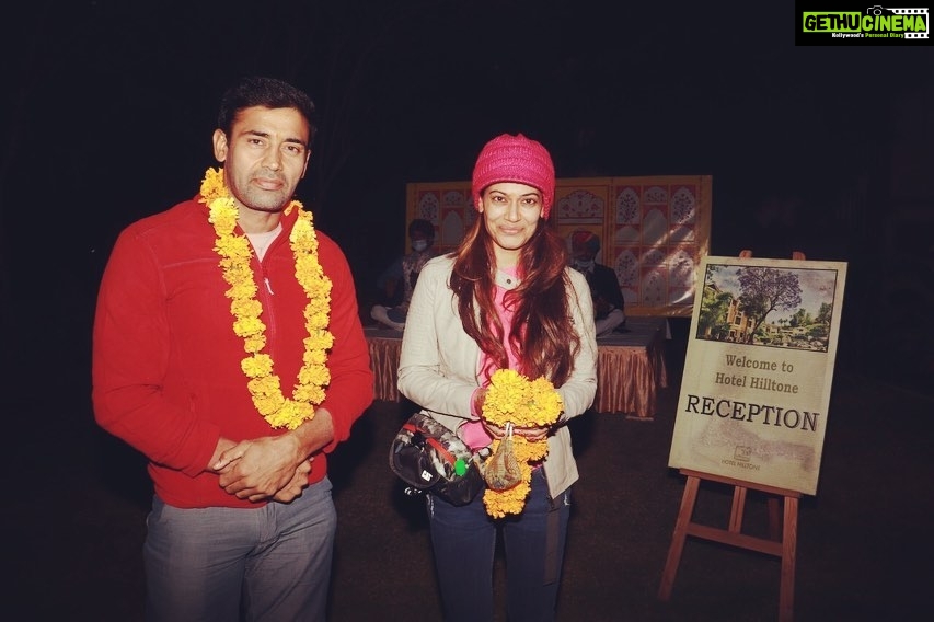 Payal Rohatgi Instagram - Thanks for the nice hospitality 🙏 Good property @hilltonehotel #MountAbu #payalrohatgi #sangramsingh Hotel Hilltone