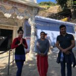 Payal Rohatgi Instagram - आज #BalasahebThackeray कि पुण्यतिथि है और उन्हें याद करते हुए इतना कहना है कि मैं हिंदू राष्ट्र की सोच में मानती हूँ।विश्व में बहुत इस्लामिक और ईसाई देश हैं मगर एक भी हिंदू देश नहीं और हिंदुओं का भी एक देश होना चाहिए। Balasaheb एक ऐसे हिंदू थे जो हिंदुत्व का खुलकर प्रचार करते थे और उसी इसी सोच की मैं fan हूँ। उनके बेटे #UddhavThackeray महाराष्ट्र के CM हैं मगर उनके आजु बाजू लोग क़ानून के नाम पर जो गुंडागर्दी करते हैं उससे मुझे आपत्ति है। Secular बनने की ज़रूरत नहीं है हिंदू को क्यूँकि वो बचपन से सिर्फ़ secular बनता है 🤪 हिंदू बनने की ज़रूरत है उसे हिंदू राष्ट्र बनाने के लिए। Balasaheb ने कश्मीरी पंडितो को महाराष्ट्र में शरण दी थी और उनके बच्चों का स्कूल और college में admission करवाया था। ऐसे महान इंसान को नमन🙏 लोग कह रहे हैं कि अगर Uddhav की सरकार का गठबंधन टूटा तो भाजपा उसे समर्थन करेगी तो मैं इतना कहना चाहती हूँ कि राजनीति तो मैं खुद समझने का प्रयास कर रही हूँ परंतु मैं सम्मान करती हूँ मेरे प्रधानमंत्री और गृहमंत्री का उनकी सोच की वजह से। सारे भाजपा के नेताओं क़ो में नहीं मानती परंतु जो मुझे सही लगते हैं🙏 तो याद करे हिंदुत्व के महान नेता Balasaheb को 🙏