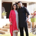 Payal Rohatgi Instagram - #ArnabGoswami को Taloga jail के ज़ाया गया क्यूँकि उसने अपने फ़ोन का इस्तेमाल किया जब वो Alibaug में थे ??? यह कौनसा logic है कि आप उसे Dawood gang वाले jail में ले जाए ??? ऐसा क्या गुनाह कर दिया Arnab ने ?? ख़ाली justice की माँग की थी सुशांत और दिशा के लिए। इतना बड़ा जुर्म है क्या था यह कि आप उसे ऐसे arrest करे दो साल पुराना case खोलकर जो आप कर सकते हैं अगर आप के पास सबूत हैं मगर ऐसे आतंकवादी की तरह नहीं। Arnab कह रहा है कि उसे वकील के साथ बात नहीं करणे दिया जा रहा है और उसे अपनी ज़िंदगी का डर है। यह कहाँ का लोकतंत्र है कि एक पत्रकार के साथ ऐसा हो ??? मोदी जी आप कुछ करेंगे ???? ऐसे आपके समर्थकों के साथ यह जो हो रहा है भारत में यह बहुत ग़लत है। अगर अर्नब को कुछ होगा तो हम माफ़ नहीं करेंगे 🙏 #payalrohatgi @krishaclothing @hilltonehotel Hotel Hilltone