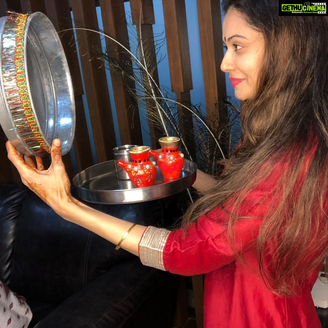 Payal Rohatgi Instagram - Happy KarwaChauth ❤️ @sangramsingh_wrestler #payalrohatgi