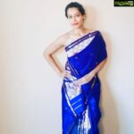 Payal Rohatgi Instagram - #ArjunRampal ने अपनी पहली बीवी को divorce दिया है और अब उनकी girlfriend #GabriellaDemetriades के भाई को NCB ने गिरफ़्तार किया है drugs मामले में।उन्हें lonavala के कोई resort से पकड़ा गया और उनके पास hashish और Alprazolam मिली जो NDPS act द्वारा नज़्यादा मात्रा में रखना गुनाह है। अब क्या यह arrest और बड़े और नामचीन actors को expose कर पाएगी ?? क्यूँकि बालीवुड में तो drugs है यह कोई राज़ नहीं। परंतु जब तक evidence नहीं मिलता पकड़ नहीं सकते क्यूँकि bail तो आसानी से ले सकते हैं यह लोग। सुशांत को depression ऐसे नहीं हुई। उसे drugs देकर depressed करवाया गया और यह लोगों को expose करना ज़रूरी है 🙏 #payalrohatgi