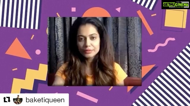 Payal Rohatgi Instagram - Rhea ने जो Whatsapp messages किया Mahesh Bhatt Saab को वो viral हैं। यह messages उसने सुशांत के साथ breakup करके किए थे। जी हाँ messages से यही लगता है कि breakup Rhea ने किया था।वो ख़ुश महसूस कर रही थी और उसने अपना लगाव भी Mahesh Bhatt Saab के लिए दिखाया है।Rhea के पिताजी भी सुशांत को पसंद नहीं करते थे ऐसा Mahesh कहते हैं messages में।Rhea ख़ुद को Aisha पुकारती है अपने messages में जो उसका नाम Jalebi फ़िल्म में।पागल तो शायद यह Rhea थी और झूठी भी क्यूँकि उसने झूट बोला की सुशांत ने उसे जाने को बोला।उसने सुशांत को dump किया जैसे Sara ने किया था उसके दोस्त के अनुसार। Chetan Bhagat का Interview देखा जहाँ वह बालीवुड के politics के ऊपर बात कर रहे थे Times Now की पत्रकार से।कह रहे थे कि कैसे 3 Idiots फ़िल्म का credit उन्हें नहीं दिया Vidhu Vinod Chopra ने।बालीवुड में nepotism, casting couch और politics सब कुछ है। फिर Aamir Khan के turkey visit पर चर्चा करने का मान करता है क्यूँकि वो कोई देश के नेता नहीं थे तो किस responsibility के तहत वो अपनी फ़िल्म की shooting के समय वहाँ की First Lady को मिलने गए ? वहाँ उनकी हिन्दु बीवी को अच्छा लगता है जहाँ secularism नहीं है परंतु भारत जहाँ secularism हैं वहाँ उन्हें डर लगता है 🤣 सुशांत के लिए कुछ ना बोलने वाले Aamir को अपना stand कभी तो clear करना पड़ेगा क्यूँकि turkey भारत का दोस्त नहीं🙏 सुशांत के talent को बालीवुड ने तोड़ा और उसकी so called GF ने उसके पैसा ख़त्म कर उसे छोड़ दिया 🙏 #Repost @baketiqueen with @get_repost ・・・ Watch Full Exclusive Interview With @payalrohatgi Only On BaketiQueen (Link In Bio)