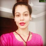 Payal Rohatgi Instagram - राम राम जी 🙏 Sati प्रथा और ghunghat प्रथा सनातन धर्म से जुड़ी हुई प्रथा कभी नहीं थी। वो भारतवर्ष में बलात्कारी मुग़लों से भारतीय महिलाओं को बचाने के लिए लाई गयी थी। यह उन troll के लिए जिन्होंने मेरे tweet को ललकारा था पिछले वर्ष 🙏 #PayalRohatgi