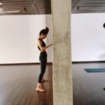 Payal Rohatgi Instagram - Zafarul-Islam-Khan यह कोई chairman है Delhi Minorities Commission का और उसने एक ख़त जारी किया है अपने Facebook पर भारतीय लोगों को threaten करते हुए की उन्हें शुक्र करना चाहिए की कैसे अभी तक भारतीय मुस्लिम ने Arab देशों की मदद नहीं ली है Muslims के ख़िलाफ़ जो hate campaign हो रहा है भारत में उसके लिए 😡 तो हम इस सरकारी position रखनेवाले भारतीय मुस्लिम को कहना चाहते हैं कि भारत के अंदर दंगे करवाए ऐसे ही देशद्रोही मुस्लिम नेताओ ने CAA के नाम पर, जो सरकारी पद रखने के बावजूद देश के ख़िलाफ़ झूठा षडियंतर रचते है। Lynchings भारत में हिन्दु ओं के साथ भी होती है ना कि सिर्फ़ minority के साथ। #ZakirNaik जैसे आतंकवादी को अपना गुरु मानने वाला आज भारत में सरकारी पद पर है। इनके Facebook को कोई बंध करेगा ?? नहीं ताक़त तो सिर्फ़ मेरे Facebook को बंध करणे में लगती है देशद्रोही ओं की । #TablighiJamaat कुछ वर्षों पहले दो गुटों में बट गया था। एक गुट के नेता हैं #MohammedSaad जिनहोने Nizamuddin Markaz का कार्यक्रम करवाया। दूसरे गुट के नेता हैं #MohammedLaad और #Devla जो Surat और Bharuch से हैं जो गुजरात में है।इस गुट को #शुरा गुट भी कहा जाता है। गुजरात का बहुत योगदान था #TablighiJamaat को बनाने में और आज यह जमात उनके नेताओ के मतभेद के कारण बटा हुआ है। #ZafarSareshwala जो chancellor था Maulana Azad Urdu National University का चाहता है कि दोनो गुट एक हो जाए। #TablighiJamaat बहुत विदेशी देशों में अपनी जड़ बना चुका है। पाकिस्तान के मौलाना तारिक जामिल शुरा गुट से जुड़े हुए है। मगर भारत का कोई भी मुस्लिम भारतीय को धमका नहीं सकता Arab देशों के नाम से और ग़लत ख़बर फेला कर 🙏