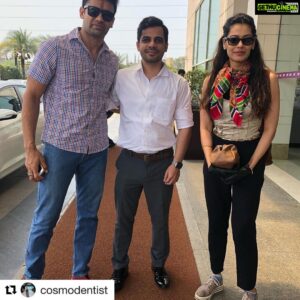 Payal Rohatgi Instagram - Mahatma Gandhi जो भारत के राष्ट्र पिता हैं 🤔 उन्होंने अपनी पत्नी #Kasturba को penicillin की injection नहीं दो क्यूँकि वो अहिंसा में मानते थे और उन्हें लगा की पत्नी को यह injection जो intravenous तरीक़े से दी जाएगी उससे उसके शरीर को हिंसा होगी 🙄 यह logic था उनका जिसके वजह से उन्होंने अपनी पत्नी को मरने दिया। और लोगों को हम याद दिला दे की वो एक वकील थे 😋 आगे बात करते हैं कि कैसे यह वकील ने बाद में अपनी भतीजी #Manu के लिए अपना logic छोड़ दिया। जब Manu को #appendicitis हुआ तो #appendectomy के लिए गांधी ने हाँ कर दी 😂 जो शायद अजीब था क्यूँकि कुछ साल पहले उन्होंने अपनी पत्नी को एक injection देने से भी मना कर दिया था 😛 अब सारे liberals से हमारा सवाल है कि injection एक हिंसा वाली प्रतिक्रिया है कि operation ??? क्यूँकि यहाँ तो economist का logic भी fail हो जाएगा 🙏