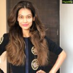 Payal Rohatgi Instagram - Soni Razdan बहुत बार अपने लोगों के समर्थन में आती हैं जब कि वो लोग गुनहगार होते हैं। जैसे Junaid का उदाहरण दिया जब LokSabha चुनाव आ रहे थे मोदी जी की target करके जब कि court ने Junaid की मौत की seat sharing पर हुई दुर्घटना कहा था। अब वो Afzal Guru के letter पर यक़ीन कर रही है जब कि Sadhvi Pragya जी ने Hemant Karkare के torture के ऊपर आवाज़ उठाई थी तब यह लोग हिंदुत्व आतंक यह कहानी prove करणे के चक्कर में Sadhvi Pragya की झूठी करार किया। जब Tabrez का video viral होता है तो यह चिल्लाने लगते हैं परंतु जब Muslims public सम्पत्ति का नाश करते हैं CAA के पीछे तो ग़ायब गो जाते हैं।Kanpur lynching के ऊपर सब Muslims कि चुप्पी है क्यूँकि मारने वाले मुस्लिम हैं और उन्होंने एक माँ की मारा 🙏