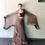 Payal Rohatgi Instagram - आज हम #BoycottTakht करके ट्रेंड देख रहे हैं social media पर क्यूँकि यह #KaranJohar की फ़िल्म के writer हैं #HussainHaidry जो एक Islamist सोच रखने वाले इंसान हैं और Hindu Terrorist यह शब्द का प्रयोग करते हैं जब कि उनके पास कोई fact नहीं है इस बात को सच साबित करणे के लिए। इनका एक motivational speech का हम ने इस्तिहार देखा जिसे #IncredibleIndia ने support किया था जो #ArfaKhanumSherwani जैसी एक ओर hinduphobic के साथ था Harvard में।सरकारी institution कैसे एक Islamist का प्रचार कर रही थी हमें समझ नहीं आया 🤪 अब यह Hussain Haidry ने Upper Caste हिन्दु करके कोई ग़लत tweet किया जिसे Swara जैसी dumb औरत समर्थन देती है जिसकी dumbness हम सब ने देखी Rubina Liyaqat के debate में 🤣 यह लोग जो जात पात फ़ेलाते हैं यह लोग अब हिन्दु आतंकवाद यह फेलाना चाहते हैं और इनमें से एक इंसान जो आजकल खबरों में हैं वो हैं Hussain Haidry क्यूँकि वो Karan Johar का लेखक है 🙏 #payalrohatgi