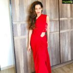 Payal Rohatgi Instagram - Nagaur, Rajasthan में एक गरीब इंसान ने ५०० रुपए की चोरी की शायद मगर उसके लिए media ने उसे Dalit आदमी के ऊपर अत्याचार की तरह promote किया और भाजपा के समर्थक ने उसे कांग्रिस को निशाना बनाने के लिए इस्तेमाल किया। परंतु इंसानियत सब भूल गए जहां एक गरीब भारतीय के private parts में petrol और screwdriver डाला गया😡 भारत के नेता वो मुस्लिम लोगों को भड़काते हैं उनमें से एक नाम #WarisPathan का है जो अपने भाषण में भारत के १५ क्रोर मुस्लिम लोगों को भड़का रहा है #azaadi के लिए १०० क्रोर हिन्दुओं से।यह वो आदमी है जो ShaheenBaug model का समर्थक है जहां छोटे बच्चों का use किया जाता है प्रधानमंत्री को गाली देने के लिए 🙏 साथ में Dalit नेता #DilipMandal #UditRaj #JigneshMevani सब शांत थे यह Nagaur घटना पर क्यूँकि यह एक कांग्रिस state में हुआ था। अगर यह घटना भाजपा के प्रदेश में होती तो सब मैदान में आ जाते 🙏 #payalrohatgi