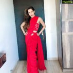 Payal Rohatgi Instagram - Nagaur, Rajasthan में एक गरीब इंसान ने ५०० रुपए की चोरी की शायद मगर उसके लिए media ने उसे Dalit आदमी के ऊपर अत्याचार की तरह promote किया और भाजपा के समर्थक ने उसे कांग्रिस को निशाना बनाने के लिए इस्तेमाल किया। परंतु इंसानियत सब भूल गए जहां एक गरीब भारतीय के private parts में petrol और screwdriver डाला गया😡 भारत के नेता वो मुस्लिम लोगों को भड़काते हैं उनमें से एक नाम #WarisPathan का है जो अपने भाषण में भारत के १५ क्रोर मुस्लिम लोगों को भड़का रहा है #azaadi के लिए १०० क्रोर हिन्दुओं से।यह वो आदमी है जो ShaheenBaug model का समर्थक है जहां छोटे बच्चों का use किया जाता है प्रधानमंत्री को गाली देने के लिए 🙏 साथ में Dalit नेता #DilipMandal #UditRaj #JigneshMevani सब शांत थे यह Nagaur घटना पर क्यूँकि यह एक कांग्रिस state में हुआ था। अगर यह घटना भाजपा के प्रदेश में होती तो सब मैदान में आ जाते 🙏 #payalrohatgi