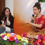 Payal Rohatgi Instagram - आज हम बात करने वाले हैं कि सब से पहले Article 14, Article 15, Article 21 किसी का भी भंग नहीं होने वाला है #CAA क़ानून द्वारा क्यूँकि यह क़ानून भारतीय नागरिक पर लागू नहीं है। यह basic common sense वाली बात है। रही बात की क्यूँ यह Pooja Bhatt, Naseeruddin Shah, कोई #BhimArmy का नेता, Supriya Sule जैसे लोग यह क़ानून के ख़िलाफ़ आवाज़ उठा रहे हैं ? वो इसलिए क्यूँकि इनको अपनी राजनीतिक रोटियाँ सेकनी है🙏 Supriya Sule कहती है भारतीय मुस्लिम औरतों से कि #TripleTalaqBill ग़लत था 🙄 यह #ShaheenBaug की औरतों को आगे रखकर woman empowerment का ज्ञान दे रही थी #SharadPawar की बेटी 😉 George Soros जैसे आर्थिक आतंकवादी दुनिया को कहते हैं की Modi जी भारत को हिंदू देश बनाना चाहते हैं तो मैं इस बेवक़ूफ़ आदमी को कहना चाहती हूँ की भारत या नी हिन्दुस्तान हर वक्त हिंदू देश ही था। इसलिए सभी धर्म के लोगों की जनसंख्या इतनी बढ़ती है 🤣 भारत अगर आगे जाके हिंदू देश घोषित होता है तो अच्छा ही है क्यूँकि इस्लामिक देशों में Sharia क़ानून होता है और जहां भी मुस्लिम जनसंख्या ६० % से ऊपर होती है वहाँ sharia क़ानून लगा दिया जाता है।sharia क़ानून में non-Muslims को मार डालते हैं या तो उन्हें tax भरना पड़ता है। सच्चाई से भागना ग़लत है। #ShaheenBaug protest उस क़ानून पर हैं जिसका भारत के कोई नागरिक से कुछ लेना देना नहीं। और भारत हिंदू देश है इसलिए minorities सुरक्षित हैं वरना sharia law में वो होता जो सारे Islamic देशों में होता है 🙏