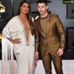 Payal Rohatgi Instagram - No I am Not jealous😉 But Everyone can’t be @jlo 😉 This is BAD styling and UNFIT body at display 🤭 Sad that desperation makes even Miss World do this for attention 🙏 @bombaytimes is doing crap by saying it’s cool 😎 They have #medianet 🤔