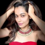 Payal Rohatgi Instagram - A valid mediclaim of a surgery in June 2021 doesn’t get reimbursed till Nov 2021 from HDFC ERGO when they talk about settling claims in 7 days as their marketing strategy. (Got emails as PROOF to support this) Any idea how many FAKE corona claims these insurance companies must have settled in 7 days via AGENTS/HOSPITALS directly ?? Because in Corona, Mediclaim companies were MISUSED I believe and there was a lot of corruption in terms of BOGUS CLAIMS and BOGUS RT-PCR reports. There was a racket I believe 🙏 I can be wrong in my belief but I feel corruption happened in Corona claims too 🙏 #payalrohatgi