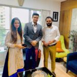 Payal Rohatgi Instagram - मैंने Priyanka Gandhi के ऊपर एक personal comment किया था जब उन्होंने राजनीति join की थी। मैंने उन्हें Sunny Leone के साथ compare किया था। Sunny भी आज की बॉलीवुड की A grade अभिनेत्री है जब कि वो कोई talented actress नहीं बल्कि porn करके अपना घर चलाती है। उसी तरह Priyanka Gandhi भी मुझे समझदार नहीं लगी जबकि उसको राजनीति में मौक़ा इसलिए मिला क्यूँकि उसकी शक्ल Indira Gandhi जी से मिलती है। सिर्फ़ यही उसकी qualification है🙏 #CAA के बारे में ग़लत ख़बर फ़ेलाने के बाद अब CAA के ख़िलाफ़ के protestors को मिलने के लिए उसने झूठे आरोप लगाए Archana Singh करके महिला police कर्मचारी पर की उसने उसके साथ manhandling किया। आज के Social Media के ज़माने में इतना झूट बोलना ग़लत है Priyanka जी और साबित करता है की मेरा personal comment आपके ऊपर सही था। साथ में Priyanka के चमचे Swara और Arundhati Roy भारतीय लोगों को क़ानून न पालन करने की सलाह दे रहे हैं और UP police को दंगे बाज़ों का सामना अहिंसा से करने को कह रहे हैं 🤪 #Repost @rushi_vekaria with @get_repost ・・・ Late post. Proud Friends. Keep on shining. @sangramsingh_wrestler @payalrohatgi