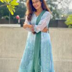 Payal Rohatgi Instagram - हम सबने “conscious possession’ ऊपर चर्चा करी जब Aryan Khan गिरफ़्तार हुए क्योंकि NCB के वकीलों ने कहा कि उन्हें पता था कि उनके दोस्त के जूते में drugs है। अब “conscious support” को हमने तब समझाया जब Bharat और Pakistan के match में Bharat कि हार हुई और भारतीय मुसलमानों में उस हार का जश्न मनाया। “Conscious Business” पर हम तब चर्चा करेंगे जब मैंने India के brand Raymond की सच्चाई रखी कि वो आज की तारीख़ में China से अपना माल बनाता है। अब हम बात करेंगे “conscious intent” जो sexual assault के साथ जुड़ा हुआ होता है और specifically POCSO act related इसके ऊपर चर्चा करेंगे क्योंकि Bombay हाईकोर्ट ने #SkinToSkin contact को अनिवार्य बनाया था किसी भी हमलावरों को सजा मिले POCSO act द्वारा परंतु अब इस condition को Supreme Court में ख़ारिज कर दिया है ये कहके कि हमलावर की सोच इस crime का बहुत महत्वपूर्ण criteria है इसलिए। #SkinToSkin contact होना यह दलील का इस्तेमाल करना ही एक पुरुषप्रधान सोच का वर्णन है। और निराशाजनक हम ऐसे पुरुष प्रधान देश में रेहते हैं। आगे “conscious bribery” के ऊपर भी चर्चा होनी चाहिए क्योंकि अभी Bharat के अंदर हर illegal काम को भी Legal तरीक़े से करना लोगों ने सीख लिया है । Bharat के अंदर भ्रष्टाचार को रोकने का प्रयास करना चाहिए और Anil Deshmukh जिन्हें गिरफ़्तार किया गया भ्रष्टाचार के आरोपों पर अगर वो भाजपा से होते है तो भी उनको गिरफ़्तार करना चाहिए ये आरोपों पर अगर ये आरोप उनके ऊपर लगाए गए है। सही मायने में “conscious bribery” कि सोच को address करना चाहिए Bharat से भ्रष्टाचार को निकालने के लिए 🙏 #payalrohatgi