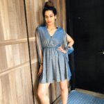 Payal Rohatgi Instagram - मैं यहाँ पर #JayaBachchan जी के statement के समर्थन में हु जो उन्होंने parliament मैं दिया Priyanka Reddy दुर्घटना के ऊपर। हमारे देश के अंदर बलात्कार के ऊपर राजनीति होती है और अगर दोषी एक समुदाय का है तो उस घटना को दबाने की कोशिश की जाती है।मैं हिंदू होने पर गर्व महसूस करती हु और इसलिए हिंदू बहनो और भाईओ पर होने वाले दुष्कर्म पर आवाज़ उठाती हु। रही बात congress की वहाँ का कोई नेता Adhir Rajan Chawdhary हमारे देश के आदरणीय प्रधान मंत्री को घुसपेट कहता है अभिव्यती की आज़ादी के अंदर और में Motilal Nehru की personal ज़िंदगी के एक writeup को पड़ नहीं सकती 🤣 यह है इनका दोगलापन 🙏