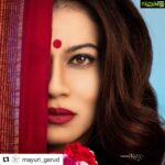 Payal Rohatgi Instagram – आज हम बात करेंगे Andhra Pradesh के CM YS Jagan Mohan Reddy के बारे में जो अपनी rallies में खेहते हैं कि आम आदमी जो Andhra Pradesh का है अगर वो अपने बच्चे का अच्छा भविष्य चाहता है तो उसे उसके बच्चे को English medium स्कूल में भरती करना चाहिए और English में पड़कर ही वो अपनी ज़िंदगी में कुछ कर सकता है। यह सुनकर हमें लगता है की यह Reddy से ज़्यादा अंपड ओर कोई नहीं क्यूँकि क्यूँकि पूरे विश्व में २०० से ज़्यादा देशों में लोग अपनी मातृभाषा में बात चित करते हैं ना कि अंग्रेज़ी में। अंग्रेज़ी वो ही देशों में बोली जाती हैं जो देश Britishers के ग़ुलाम रह चुके हैं कभी इतिहास में। साथ में हमने देखा कि Reddy दूसरे Christian CM हैं AP के, उनके पिता पहले CM थे।यह ईसाई धर्म का पालन करते हैं और AP में ज़्यादातर हिंदू धर्म परिवर्तन करवाते हैं। हिंदू धार्मिक स्थल Tirupati की bus tickets पर भी ईसाई धर्म के प्रवचन लिखे होते हैं। और कुछ दिन पहले Ammavaru हिंदू मंदिर को रातों रात तोड़ा Reddy की सरकार ने जो बहुत ग़लत था 🙏 #Repost @mayuri_garud with @get_repost
・・・
BOLD AND FIERCE 
Celebrity- @payalrohatgi 
Hair | styling by – @mayuri_garud and team 
Photographer – @nikxpictures .
.
.
.
#Payal_Rohatgi
#punemakeupartist #Creativity 
#bridalmakeupartist #festivibes 
#makeupforever #wakeupandmakeup 
#navratri2k19 #boldandfierce