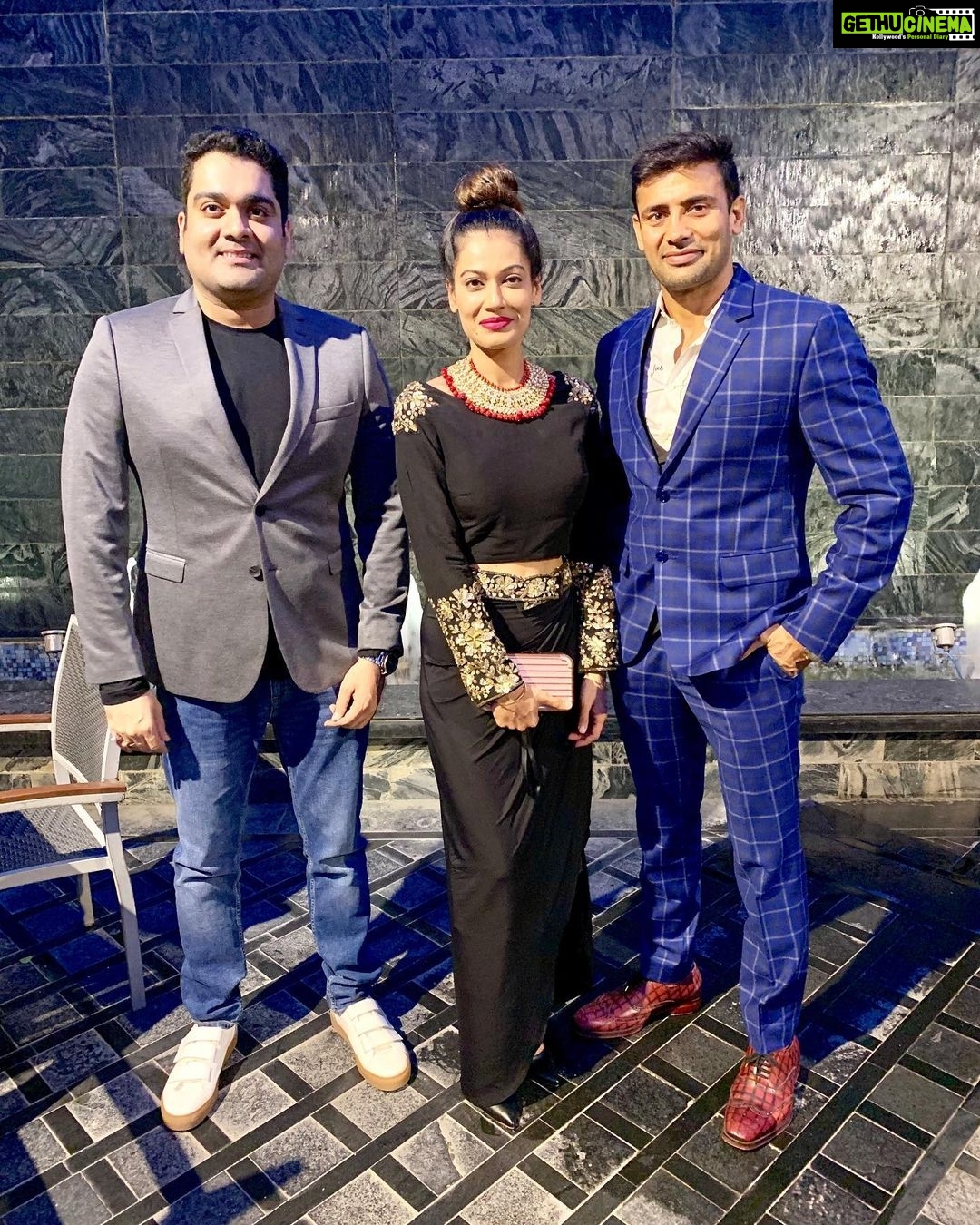Payal Rohatgi Instagram - आप और आपके परिवार को दीपावली की हार्दिक शुभकामनाएं। #दीपावली #HappyDeepavali #payalrohatgi #sangramsingh