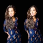 Payal Rohatgi Instagram - Gautam Singhania और उनके पिता जी के बीच में काफ़ी मतभेद हो रहे हैं कुछ सालों से।इन मतभेदों के ऊपर public platform पर इंफॉर्मेशन है। अब ये इंफॉर्मेशन को पढ़कर मैं सिर्फ़ इतना ही कहना चाहती हूँ कि Gautam जी का कहना है कि उनके पिताजी publicity के लिए ग़लत बोल रहे हैं यह एक irresponsible statement हैं बेटे कि तरफ़ से। सबके माँ-बाप जब उम्र में बड़े हो जाते हैं तो कहीं न कहीं उन्हें बोहोत सारी चीज़ें तक़लीफ देती है जो शायद जवान बच्चों को तक़लीफ़ नहीं देती। अगर बेटे और बाप के बीच में कुछ तय हुआ था और बेटे ने अपनी बात नहीं रखी तो बाप का ग़ुस्सा होना जायज़ है । अगर बाप ग़लत बात बोल रहे है तो वो भी बेटे को अपनी सूझ बूझ से सुलझाना चाहिए क्यूँकि परिवार के मुद्दों को समझ में लाकर कोई फयदा नहीं और पारिवारिक बात को दबाना चाहिए। सब मज़ाक़ ही उड़ाते हैं। पिताजी ने कहा कि जब उन्होंने अपने हिस्से का share बेटे को दिए तब उन्होंने यह माँग रखी थी कि उन्हें JK house में एक flat मिलना चाहिए जो बेटे ने पूरा नहीं किया। बाद में बेटे ने बाप को chairman के औदे से निकाल दिया जिसकी वजह से दोनों के संबंध ओर ख़राब हो गए। अब सच क्या है ये तो दोनों बाप बेटे जानते हैं मगर बाप बेटे की इस लड़ाई में समाज फ़ायदा उठा लेता है और ये फ़ायदा रोकने के लिए बेटे को अगर बाप के सामने झुकना पड़े तो वो ग़लत नहीं हो जाएगा🙏 #payalrohatgi