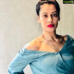 Payal Rohatgi Instagram - कांग्रिस ने Nirmala Sitharaman के speech के बाद उनको target बनाया एक गंदे meme से जहाँ वो undergarments के industry के बारे में चर्चा करके निशाना Nirmala जी को बना रहे थे। यह बहुत Male Chauvinist मानसिकता है जो कांग्रिस के नेता भी बहुत बार दिखाते है। उनके पार्टी से Urmila Matondkar और Priyanka Chaturvedi दोनो ने इस्तितवॉ दिया यह मानसिकता की वजह से । जिस पार्टी ने भारत को उनकी पहली महिला प्रधानमंत्री दी वो आज यह सोच प्रचार करती है अगर वो Nirmala जी से सहमत नहीं करती। कांग्रिस कहती है की वो #genderequality में मानती है परंतु उसने ना ही Triple Talaq Bill को समर्थन दिया और ना ही ShahBano case में verdict को। इन्होंने हरियाणा CM #Khattar जी की speech को भी ग़लत तरीक़े से फेलाने की कोशिश करी जबकी वो कहना चाहते थे की Article 370 के निकलने से #GenderEquality कश्मीर में आ गयी है। भारत की Feminists भी नक़ली हैं क्यूँकि उन्होंने यह meme के ऊपर को ड्रामा नहीं किया और Aamir khan जी के decision, निर्देशक subhash kapoor के साथ काम करने पर कोई आपत्ति नहीं दिखाई। यह Feminists नक़ली हैं 🙏 #payalrohatgi