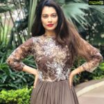 Payal Rohatgi Instagram - यहाँ पर हम बात करते हैं दो #BiggBoss के winners की जो भारत विरोधी सोच रखते हैं। कुछ महीने पहले एक भारतीय मुस्लिम औरत Gauhar ने Article370 को ग़लत तरीक़े से इस्तेमाल करके मुझे निशाना बनाने की कोशिश की। और अब हमने एक दूसरे winner #ShilpaShinde का video देखा जहाँ वो कह रही है कि वो पाकिस्तान जाकर काम करेगी अगर उसे मौक़ा मिलता है तो। हाल में ही उसने #Congress पार्टी join की है और शायद येही कांग्रिस के नेताओ की सोच है चाहे वो वरिष्ठ नेता #GhulamNabiAzad हो या फिर Reality Show विजेता #ShilpaShinde। परंतु शर्मनाक बात यह है की ऐसे लोग reality show के winner बनते हैं 🤪 #payalrohatgi