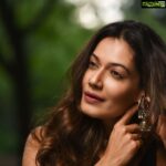 Payal Rohatgi Instagram - मैं आरम्ब हु, मैं ही अंत हु, मैं ही जीवन हु , मैं ही मृत्यु हु, मैं नीलकंठ हु, नारायण भी मैं हु, मैं केवल देव नहीं, महादेव हु 🙏 #हर_हर_महादेव #PayalRohatgi