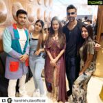 Payal Rohatgi Instagram - #Repost @harshkhullarofficial with @get_repost ・・・ Styling Team #harshkhullarstyles with @payalrohatgi & @sangramsingh_wrestler Backstage ! Showstoppers For @justdesignsinstitute at @couture_runway_week ! @jainanshula @yashvibudhiraja . . #harshkhullar #payalrohatgi #sangramsingh Something about what Hard Kaur said on a public platform.... #HardKaur करके rapper है जो काफ़ी alcohol लेती है यह मुझे पता है क्यूँकि एक समय पे में भी काफ़ी party करती थी मुंबई में।मगर आज में एक योगी हु और यह Hard Kaur कि बकवास को पहचान रही हु क्यूँकि यह शायद नशे की हालत में यह सब लिख रही है। #InderKumar करके अभिनेता को भी alcohol ने ख़त्म कर दिया। इसलिए हमें यह Bollywood के उतार चढ़ाव से इतना प्रभावित ना होके योगा ज़रूर करना चाहिए। Hard Kaur के tweets illogical लगते हैं क्यूँकि कोई proof के बिना यह #Yogi जी और #MohanBhagwat जी पे आरोप लगा रही है। यह aunty Mohan Bhagwat जी पे २६/११ मुंबई हमले का आरोप लगा रही है जबकि हम सब को पता है #AjmalKasab का धर्म और संगठन।यह Yogi जी को बलात्कारी बुला रही है जब कि सारे बलात्कार जो UP में हुए वो Muslim आदमीओ द्वारा हुए। यह सब दिखाता है कि आप ignorant, brainwashed, drugged out या पागल है। शायद आपको यह भी नहीं पता की Ambedkar जी ने Godse की साजा काम करने का प्रस्ताव भी रखा था उनके वक़ील के सामने। आप Bhagwat की को निशाना बनाके कह रही है कि Buddha जी ब्राह्मण के ख़िलाफ़ थे तो aunty Taliban ने Buddha जी statue को उड़ाया था Afghanistan में ना की ब्राह्मण ने। आप के हिसाब से Mohan Bhagwat जी ने कश्मीरी pandits को निकाला होगा कश्मीर से 😡। जान बूचकर आप हिन्दु saints और सनातन धर्म के रक्षक को निशाना बना रही हैं काम मिलने के चक्कर में।अगर हिन्दुओ में इतना aggression होता ना तो पूरा विश्व hindu rashtra होता क्यूँकि sanatan dharm सबसे पुराना धर्म हैं।