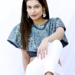 Payal Rohatgi Instagram – I say #NetFlixisShit 🙏 Hinduphobic people run #Netflix. Being a woman I publically call out 2 women #HumaQuershi & #DeepaMehta as unethical human beings who are worst than terrorists because maybe they know that terrorism has a religion so they agreed to make this FAKE film. Let’s get brutal. Servant Beater Indian Muslim actress #HumaQuershi plays role of FAKE Hindu jihadi when she needed 2 play REAL Islamist Jihadi 🙏 Jaichand Hindu #DeepaMehta directs this film as she had NO work so she thought to SELL her religion to pay bills. Unsubscribe #Netflix 😡 Ban @netflix_in Throw them out of India. This message is 4 sponsoring a FAKE #Hinduphobic film #Leila with a Muslim actress as lead trying 2 roleplay a FAKE Hindu Jihadi when she should have just acted out REAL liferole of Srilanka suicide pregnant bomber woman😡#NetflixisShit