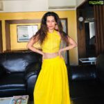 Payal Rohatgi Instagram - With #RajaRamMohan I made a #statement, With the Great Hindu King #ChhatarpatiShivajiMaharaj I asked a #question, With #NathuramGodse I made a #conclusion. Hope politicians r literate enough to know the difference before inciting #hatespeech against me with threats on my SM platform 🙏 They say #ChhatarpatiShivajiMaharaj said to respect women & then they call me #Prostitute 🤨. Who is behind systematic attack on my Freedom of Speech? Trolls of political party abuse me but they forget that I asked a question & they were #deaf 🙏 There is #Casteism in India in 2019. Politicians use it for #votebanking. Targetting me shows their shallowness. I am being bullied, abused on all my Social Media Handles. I am NOT confused. I am clear than ever. By forcing me to delete my tweets U all showed your moral ethics. 🙏 #payalrohatgi #jaishriram