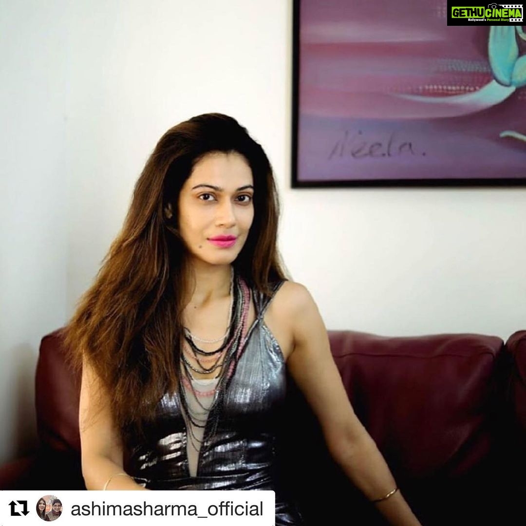 Payal Rohatgi Instagram - Islam/Christianity are NOT part of Hindutva ideology in gen as these religions originated in Middleeast & their #placesofworship r in Middleeast 😉 #MeccaMadina ☝️. Hindutva includes ALL #derivatives like Hinduism, Sikhism, Jainism, Buddhism, Shaivism etc. Swara Bhasker is #AndhBhakt #Repost @ashimasharma_official with @get_repost ・・・ Ravishing @payalrohatgi in #ashimascouture @ashimasharma_official #payalrohatgi #paayalrohatgi #strongwomen #sangramsingh @sangramsingh_wrestler #fashion #ashimasharma #designerashimasharma #gloabalfashion #instafashion #fashionista #follow #instastyle #trend #trending