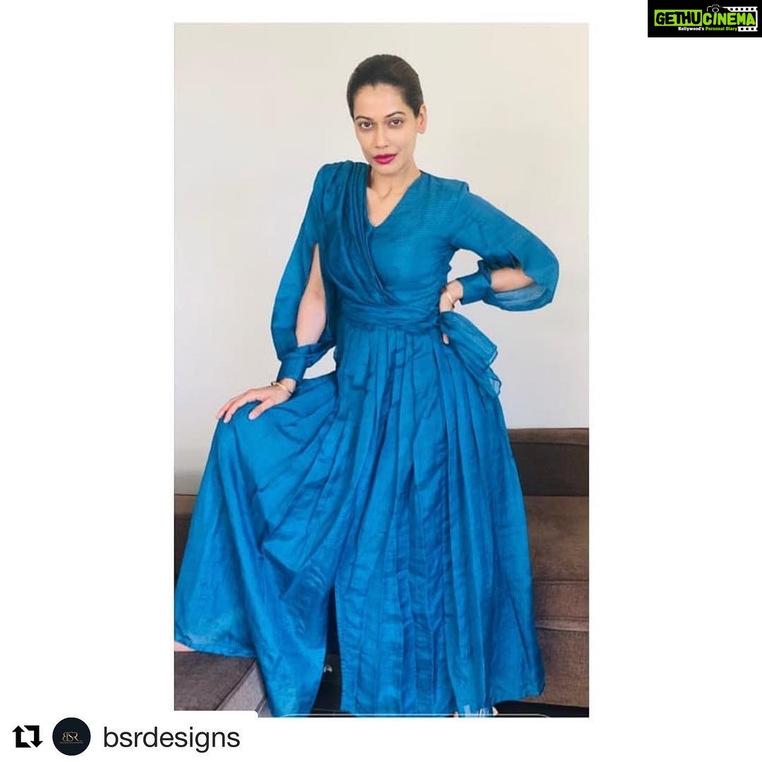 Payal Rohatgi Instagram - Liberals r running me down 4 agreeing with @amitshahofficial ji 2 remove illegal #Muslimimmigrants from India which come from Muslim neighbouring countries. They oppose keeping Hindu/Sikh/Buddhist illegal immigrants from Muslim countries ЁЯШЬ But why are Muslims running away from Muslim countries ЁЯдФ рдЖрдкрдХреЛ рд╢рд░реНрдо рдирд╣реАрдВ рдЖрдиреА рдЪрд╛рд╣рд┐рдП рдЕрдкрдиреЗ рдзрд░реНрдо рдХреЛ рдирд┐рднрд╛рдиреЗ рдореЗрдВ, рдЕрдкрдиреА рд╕рдВрд╕реНрдХреГрддрд┐ рдореЗрдВ, рдЕрдкрдиреЗ рдЦрд╛рдиреЗ рдореЗрдВред #NonMuslims рдХреЛ рдЬрд╛рдирдмреВрдЭрдХрд░ рдмреЗрд╡рдХрд╝реВрдлрд╝ рдмрдирд╛рдпрд╛ рдЬрд╛рддрд╛ рд╣реИ рдпрд╣ Urbannaxals рджреНрд╡рд╛рд░рд╛ рдХреА рд╡реЛ рдЕрдкрдиреА рд╕рдВрд╕реНрдХреГрддрд┐ рд╕реЗ рд╢рд░реНрдорд┐рдВрджрд╛ рд╣реЛ, рдЕрдкрдиреЗ freedom fighters рдХреА рдХрд╣рд╛рдирд┐рдпрд╛рдБ рдирд╣реАрдВ рдЧрд╛рдпреЗ рдкрд░рдВрддреБ рдореБрдЧрд╝рд▓ invaders рдХреЗ рдЬрдк рдЧрд╛рдпреЗред #payalrohatgi