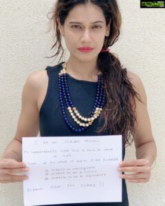 Payal Rohatgi Instagram - Please Save the oldest religion in the world. Pls save Hinduism 🙏#payalrohatgi