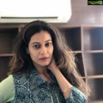 Payal Rohatgi Instagram - गुरु नानक साहेब, ने कहा जब बाबर आया था की यह पापों की बारात लेके आ रहा है, हिंदुस्तान बचके रहो। अपनी संस्कृति को बचा लो 🙏 कितने हिंदूओ ने और कितने सीखो ने जान दे है राम मंदिर के लिये। २० लाख मंदिर है भारत में एक नहीं बन तो क्या हो जाए गा 🤨? परंतु हम किसी मंदिर की बात नहीं कर रहे हम बात कर रहे है भगवान राम के जनमस्तन की। जनमस्तन तो एक ही होता है 🙏। Mecca Madina तो एक ही होता है ना। #payalrohatgi