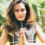 Payal Rohatgi Instagram - Spread love 💕 in real sense not just drama that peace messengers 😉 do 🤨😜😜😜 #payalrohatgi @bsrdesigns