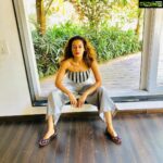Payal Rohatgi Instagram - लोगों खो रहा हु में, समजदार हो रहा हु में 🙏 जो पथर चोट लगकर टूट जाता है वो कंकर बन जाता है और जो पथर वो चोट को सह जाता है वो शंकर बन जाता है 🙏 #payalrohatgi #paayalrohatgi