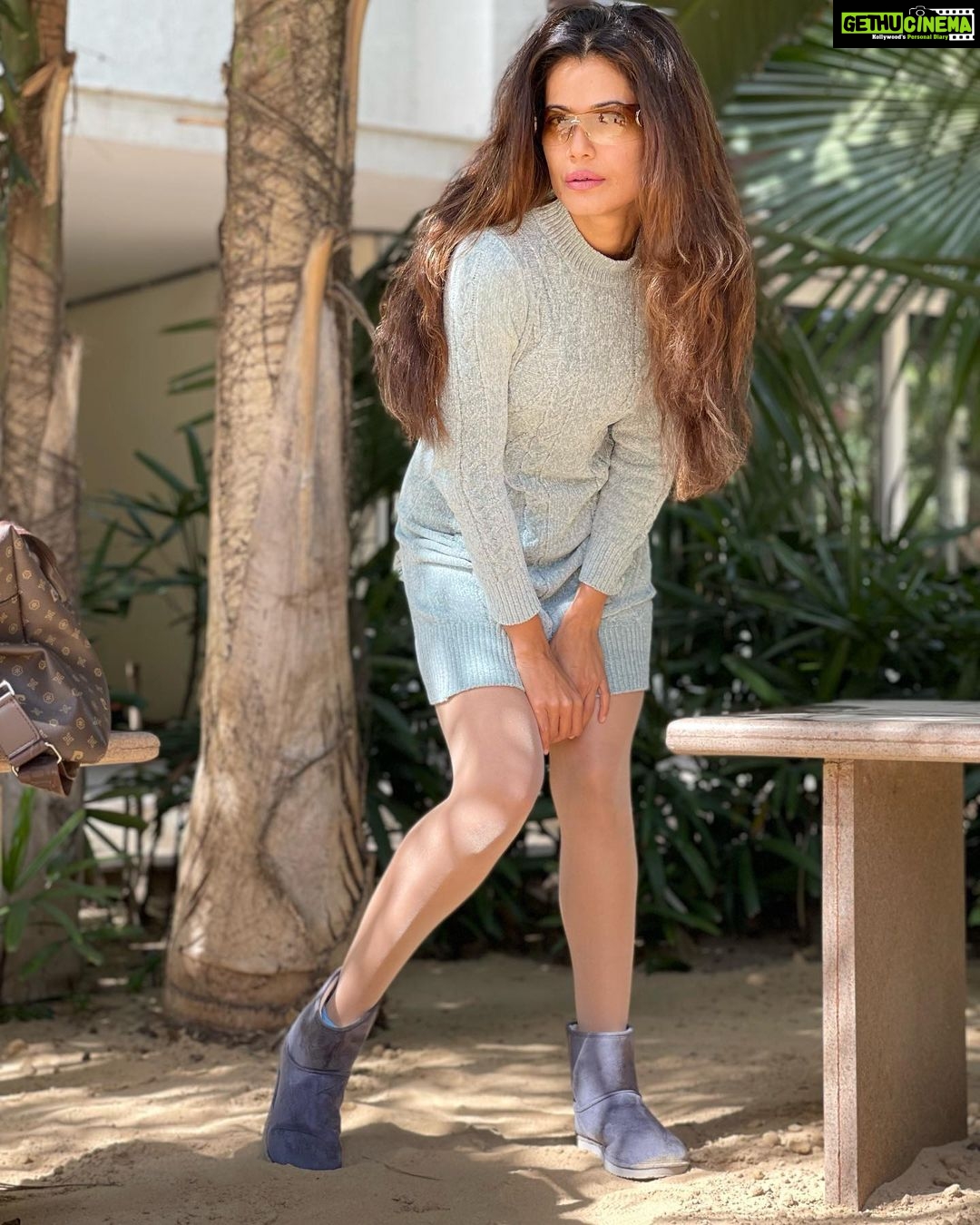 Payal Rohatgi Instagram - Maybe I look a small fry, but when it comes to my self-respect I will hunt you down 🙈 #PayalRohatgi Please request the followers of Ms. Rohatgi to use the discount code PAYAL10 to avail 10% discount from website of @kiikii.india #KIIKIIKlan #KIIKIIindia