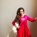 Payal Rohatgi Instagram - ब्रह्माण्ड की सारी शक्तियाँ पहले से हमारी है। वो हमी हैं जो अपनी आँखों पर हाथ रख लेते हैं और फिर रोते हैं की कितना अन्धकार है। कांग्रिस पार्टी के अधायश राहुल गांधी जी, Dubai की press conference मैं कह रहे थे की Islam जो भारत का ancient religion है 🙄 (उस शांति के धर्म) से Mahatma Gandhi जी का सत्याग्रह आंदोलन प्ररित था 😡। तो बाबर ने हिंदुस्तान पे हमला क्यूँ किया भाईंओ और बहनो😂😂😂 #CongressMuktBharat #Ayodhya Its a New Knowledge.. “Mahatma Gandhi learned non-violence from Islam" - #RahulGandhi 🙄 Why did Mughal Ruler Babar #invade Bharat IF Islam is ancient Indian Philosophy 😡😡👆🏼I HATE CONGRESS 🙏 #BJPFor2019 #ModiFor2019 #payalrohatgi #Uttrayan #SwamiVivekananda⁠ ⁠ #HappyLohri #GuruGobindSinghJayanti #GuruTegBahadurji #GuruGobindSinghJi #MakarSankranti2019 #paayalrohatgi