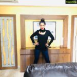 Payal Rohatgi Instagram - Never tell people more than they need to know... अगर #nasseruddinshah को अपने बच्चों के लिए डर लगता है तो उन्होंने #YakubMemon की petition क्यूँ sign की 😜 और #RajdeepSardesai types journalist ने #nasseruddinshah के भाई की interview की तो फिर #IndianMuslim #HamidAnsari जिसको पाकिस्तान से ६ साल बाद रिहाई मिली उनकी माँ की interview क्यूँ नहीं ली 🤪 This is NOT FAIR यह तो आप एक IndianMuslim की बात सुन रहे हो जब picture मैं दो हैं 🙏 #payalrohatgi #paayalrohatgi