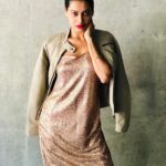 Payal Rohatgi Instagram - भारत देश ने हर वक़्त हिन्दु को दबाया, उसके भगवान को नक़ली कहा,उसकी औरतों का बलात्कार किया बँटवारे के समय मैं तब गन्धिजी ने कहा की सहेंन करो , उसकी गौ माता को काटा गया vote के लिए खुलेआम, उससे ज़बरदस्ती धर्म परिवर्तन करवाया गया 👋😡 बस करो हिन्दु भी इंसान है🙏#BulandshaharViolence हिंदुओ को गायमाता को मारकर उकसाया जाता है और फिर उसे #hinduoutrage का नाम दिया जाता है। मस्जिद मैं secular ladies burqa की जगह छोटे कपड़े पहनकर जाइए फिर हम बात करेंगे #muslimoutrage की, चर्च मैं दारू लेकर जाइए फिर बात करते है #christainoutrage की 🙏 #WednesdayWisdom #payalrohatgi @theauguststore