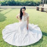 Payal Rohatgi Instagram - हिंदुओ (Minority) की क्या जनसंख्या है Islamic Pakistan/Bangladesh मैं आज, जो बँटवारे के पहले भारत का हिस्सा था🤨Indian Muslims की क्या जनसंख्या थी 1947 मैं, भारत मैं,और आज 2018 मैं 🤔नक़ली ख़बर फैलाना क़ानूनी जुर्म होना चाहिए 🙏 #जैश्रीराम #पायलरोहतगी #NationWantsRamMandir