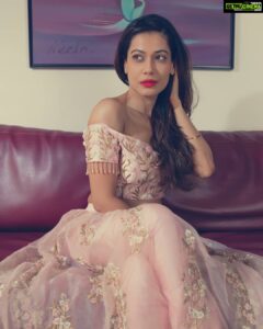 Payal Rohatgi Instagram - #payalrohatgi : #mansidixit case is more important than #metoomovement. @RahulGandhi @NCWIndia 🤔 Half of the women who r targetting #MJAkbar have yet not filed police complaints but here a girl has #died. Death is bigger than molestation charges. In my opinion #MJakbar shouldnt have resigned. #paayalrohatgi #payal #payalrohtagi