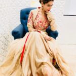 Payal Rohatgi Instagram - कश्मीरी #hindupandits जो आज kashmir मैं refugee बन गए हैं उनके बारे मैं यह नक़ली hindu यानी #fakehindus को कुछ नहीं करना परंतु रोहिंग्या #Muslims जो myanmar के हैं उनके लिए बहुत सारी इंसानियत उमड़ रही है इन में। जो अपनो का नहीं,वो लोग humanity का नाटक करते हैं 🙄 #payalrohatgi 🙏